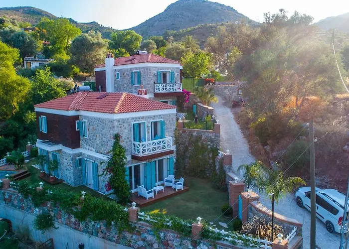 Familia 2 Selimiye Daily Weekly Villa